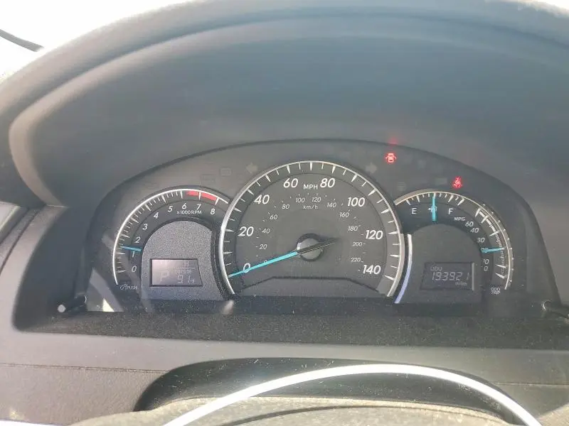 2012 TOYOTA CAMRY XLE  