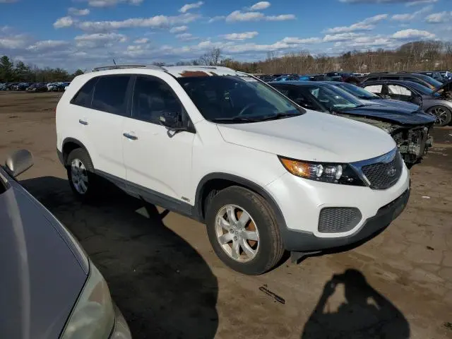 2011 KIA SORENTO BASE  