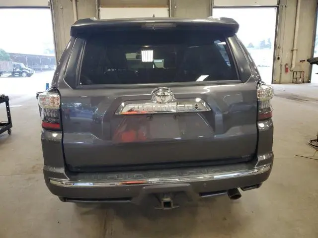 2018 TOYOTA 4RUNNER SR5/SR5 PREMIUM  