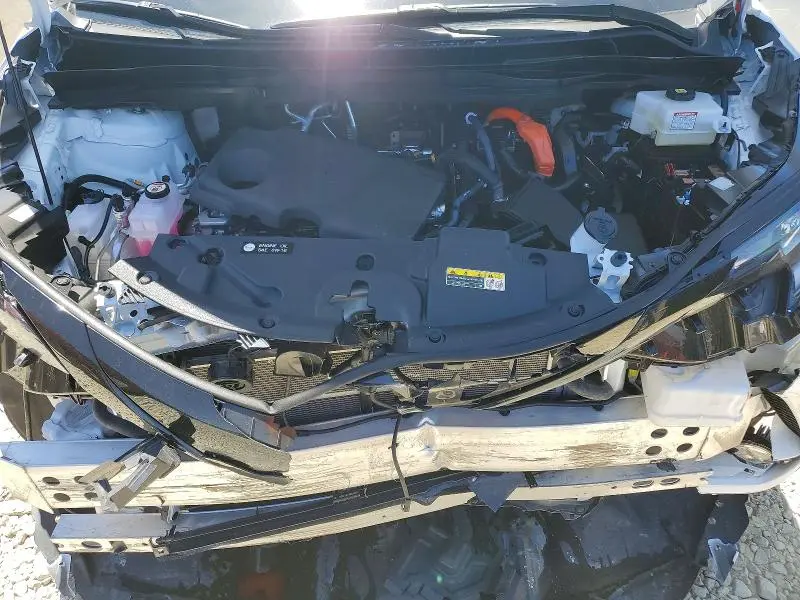 2025 TOYOTA SIENNA XSE  