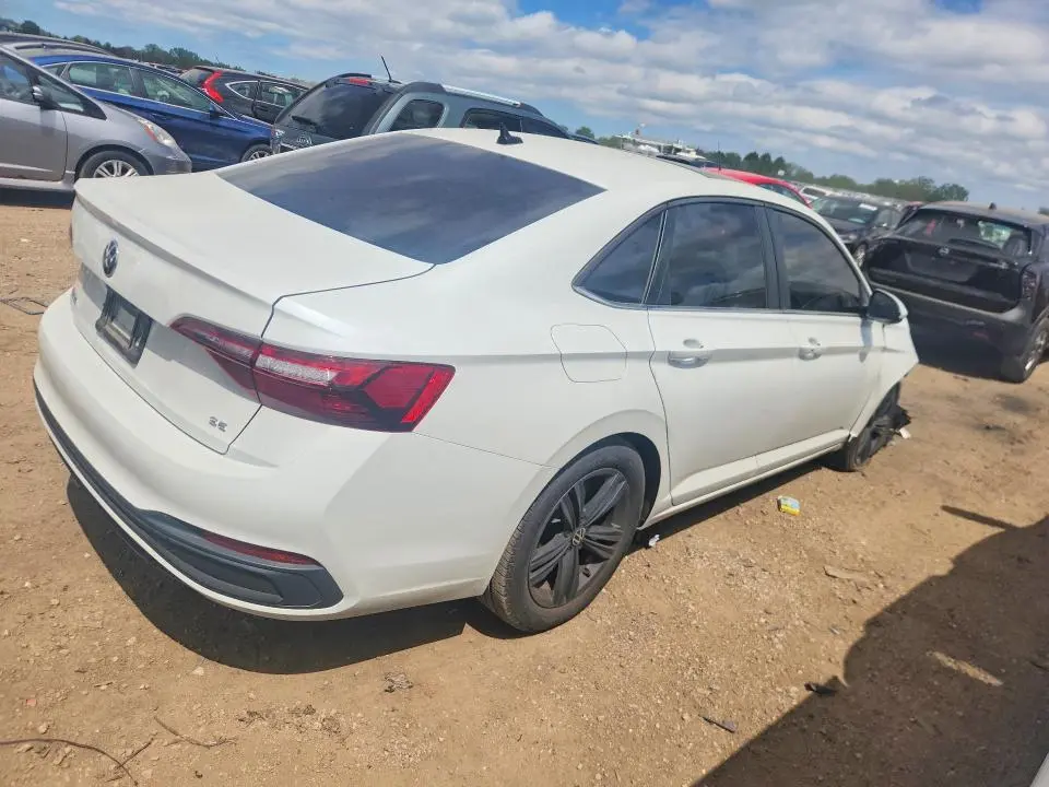 2022 VOLKSWAGEN JETTA SE  
