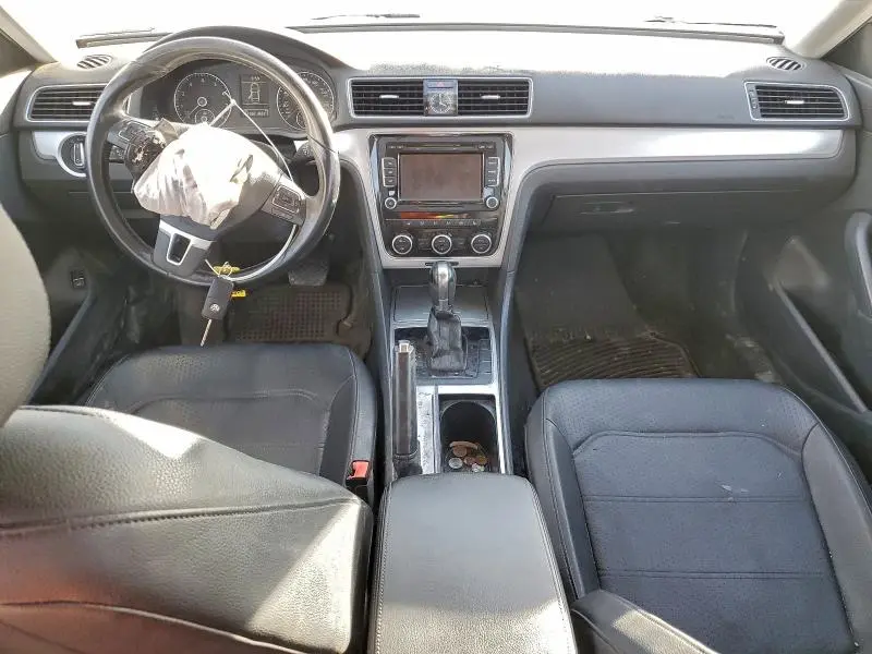 2012 VOLKSWAGEN PASSAT SE  