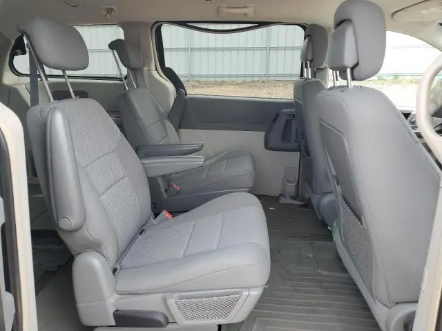 2010 CHRYSLER TOWN & COUNTRY TOURING  