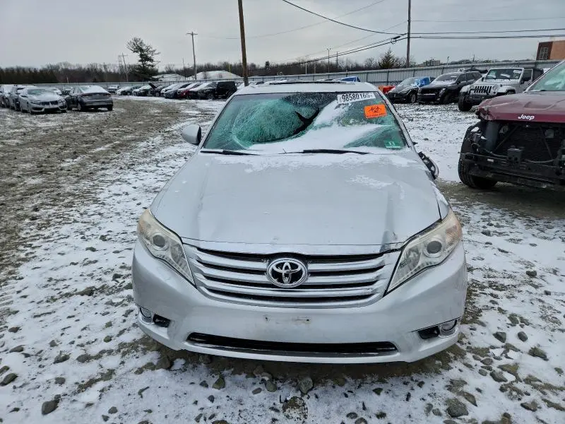 2011 TOYOTA AVALON BASE  