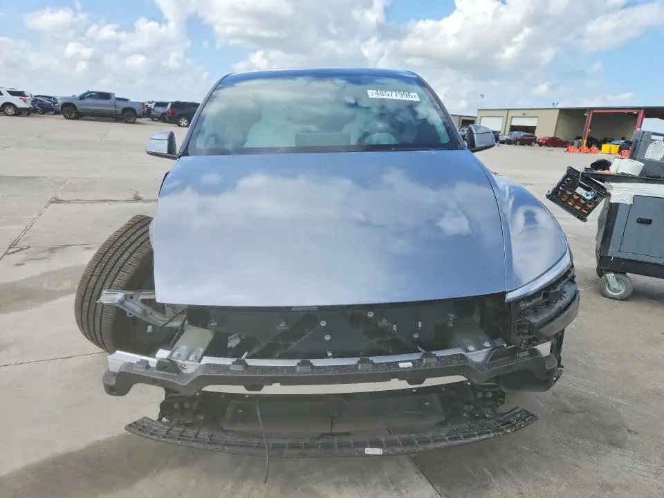2026 TESLA MODEL Y   