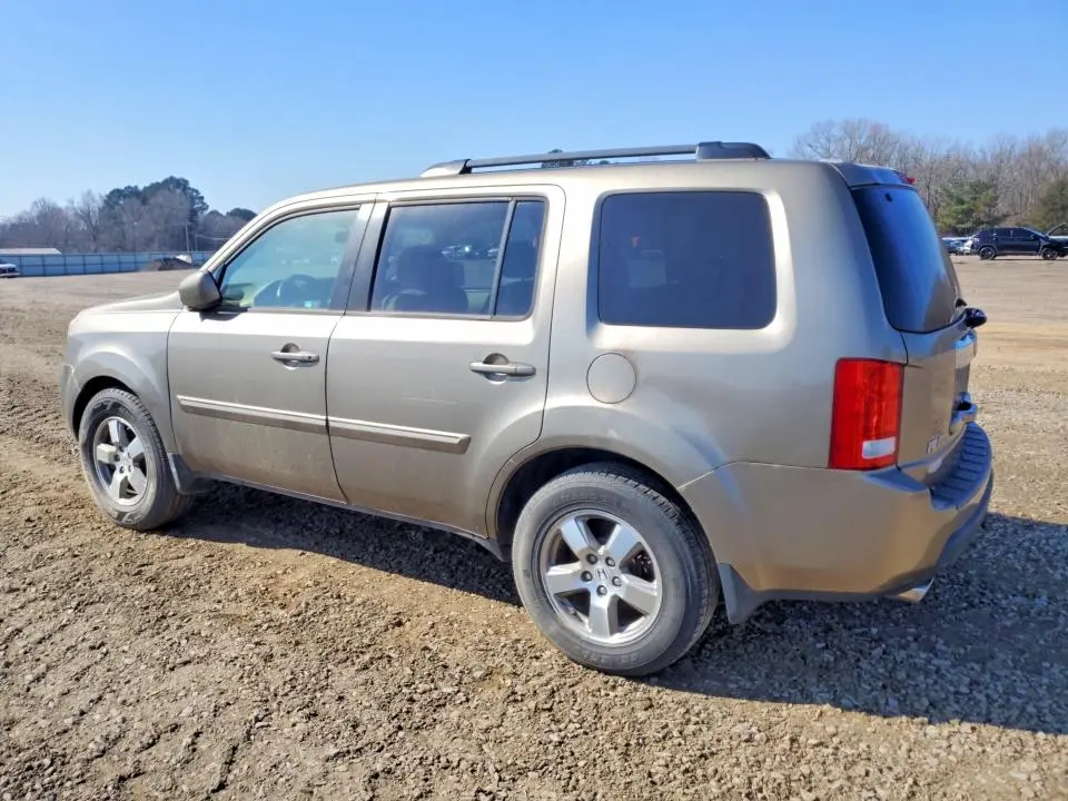 2011 HONDA PILOT EX  