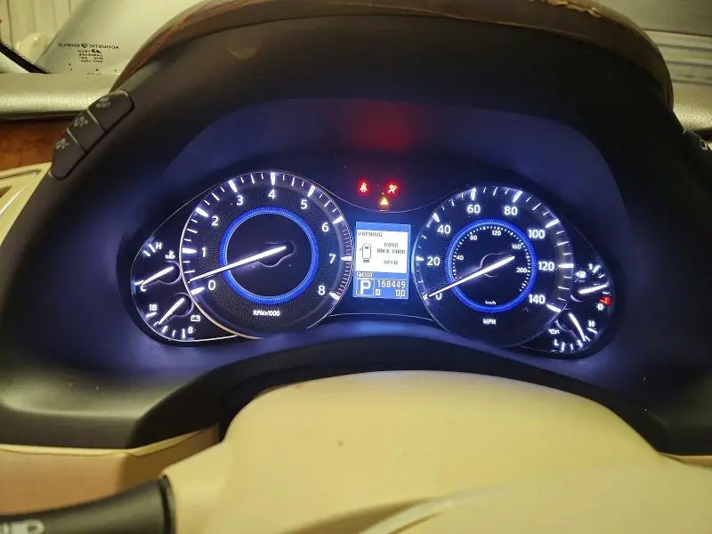 2011 INFINITI QX56 BASE  