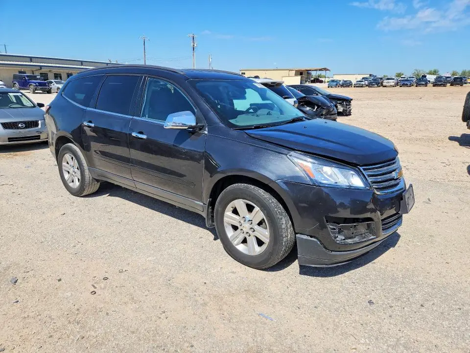 2014 CHEVROLET TRAVERSE LT  