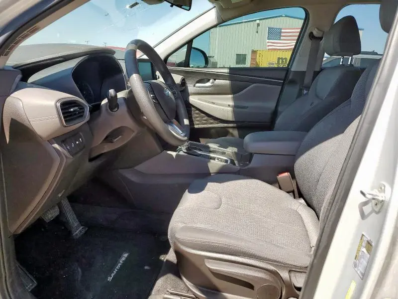 2019 HYUNDAI SANTA FE SE  