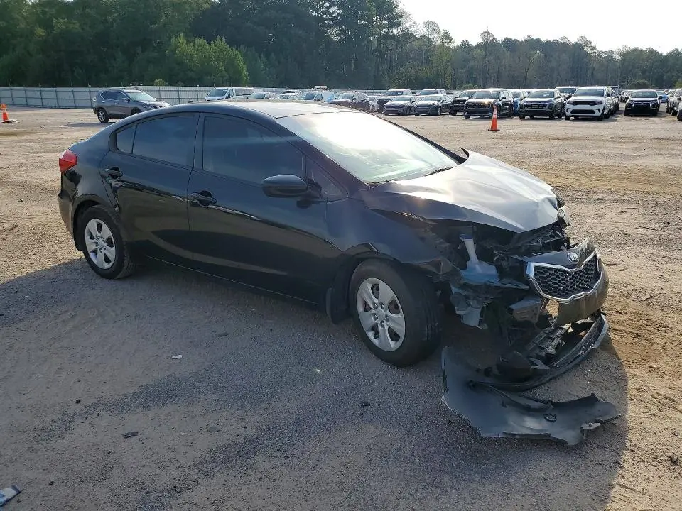 2016 KIA FORTE LX  