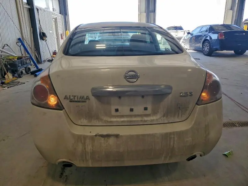2010 NISSAN ALTIMA BASE  