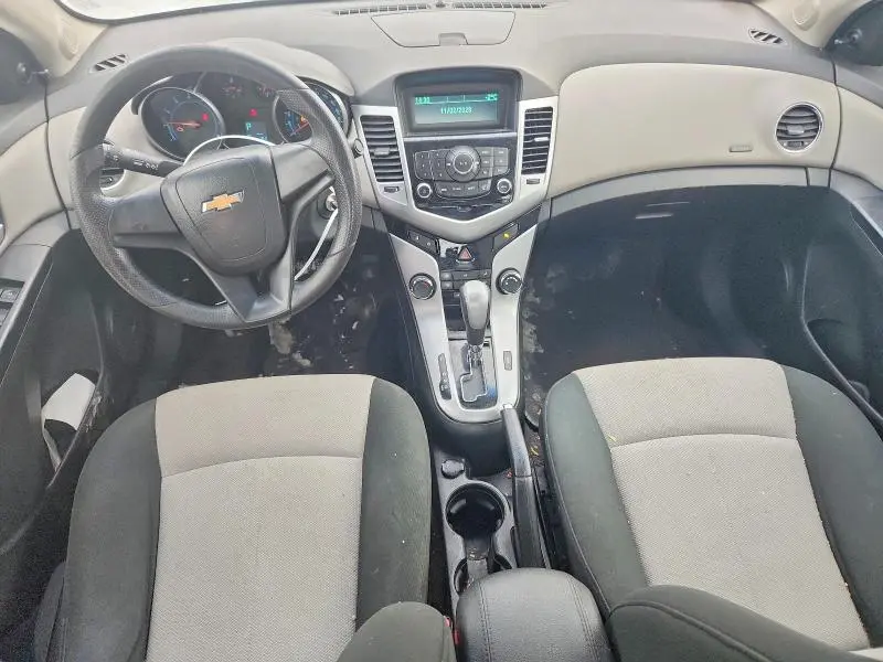 2011 CHEVROLET CRUZE LS  