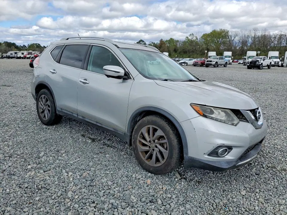 2016 NISSAN ROGUE SL  