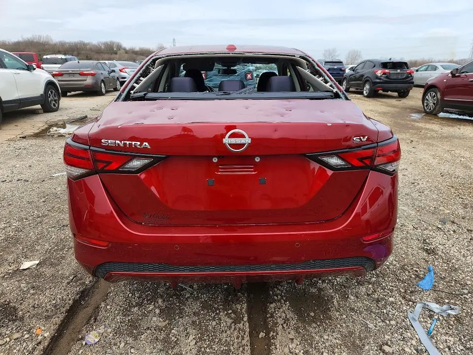 2024 NISSAN SENTRA SV  