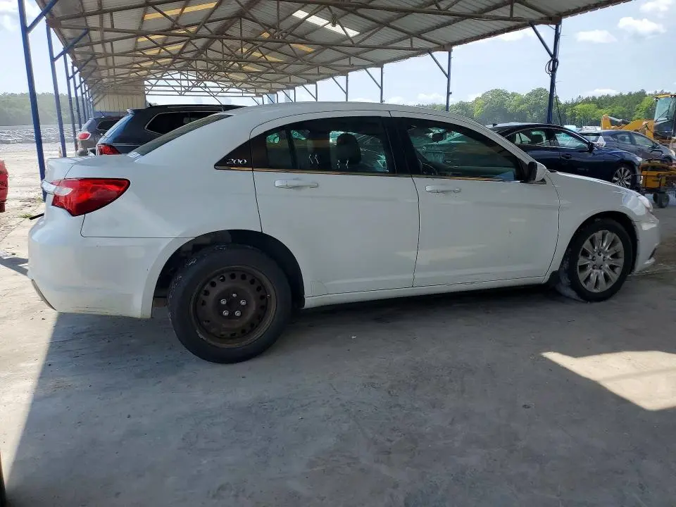2014 CHRYSLER 200 LX  