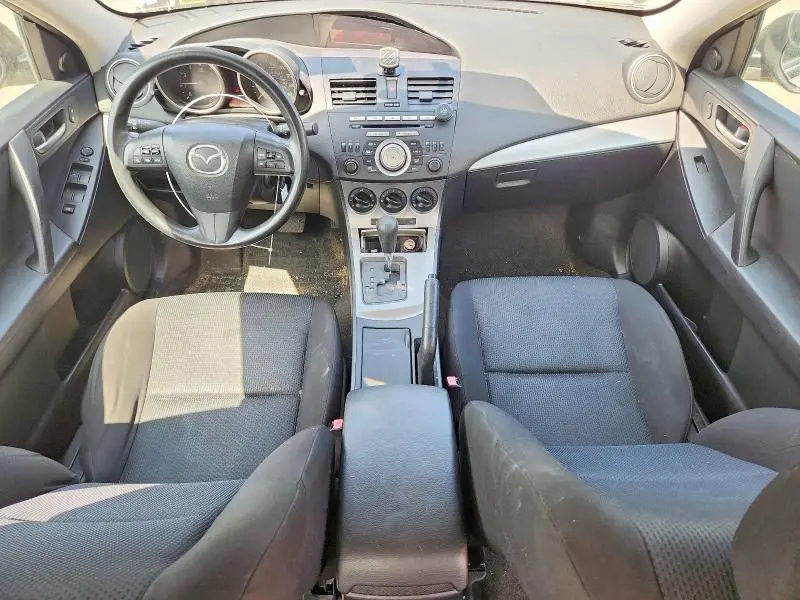 2011 MAZDA 3 I  