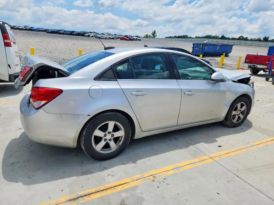 2015 CHEVROLET CRUZE LT  