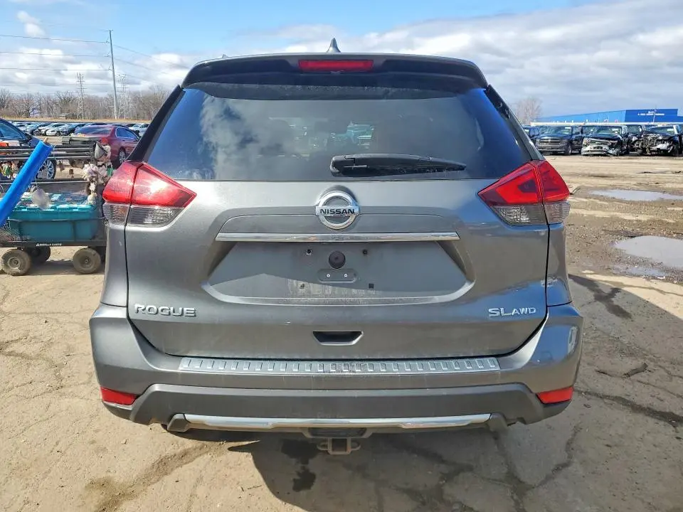 2017 NISSAN ROGUE S  