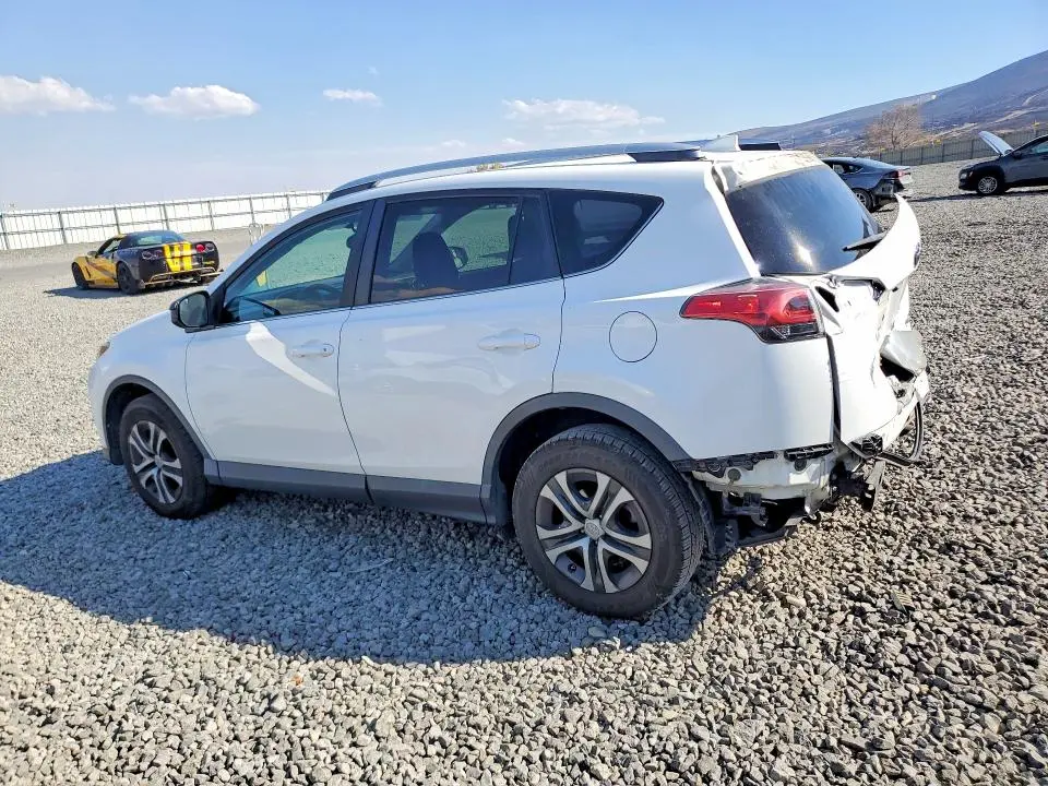 2016 TOYOTA RAV4 LE  
