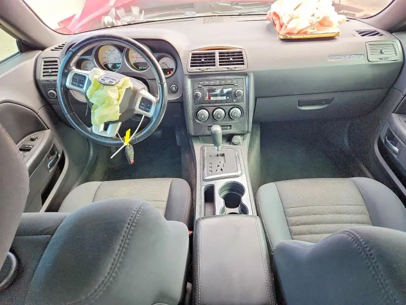 2012 DODGE CHALLENGER SXT  