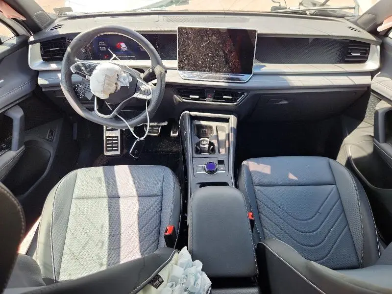 2025 VOLKSWAGEN TIGUAN SE R-LINE BLACK  