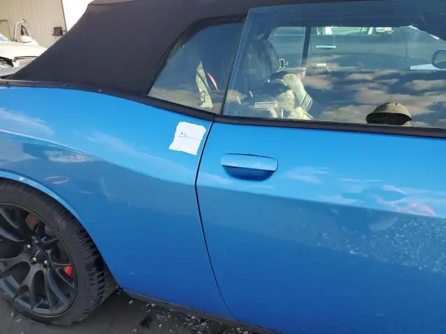 2016 DODGE CHALLENGER SRT HELLCAT  