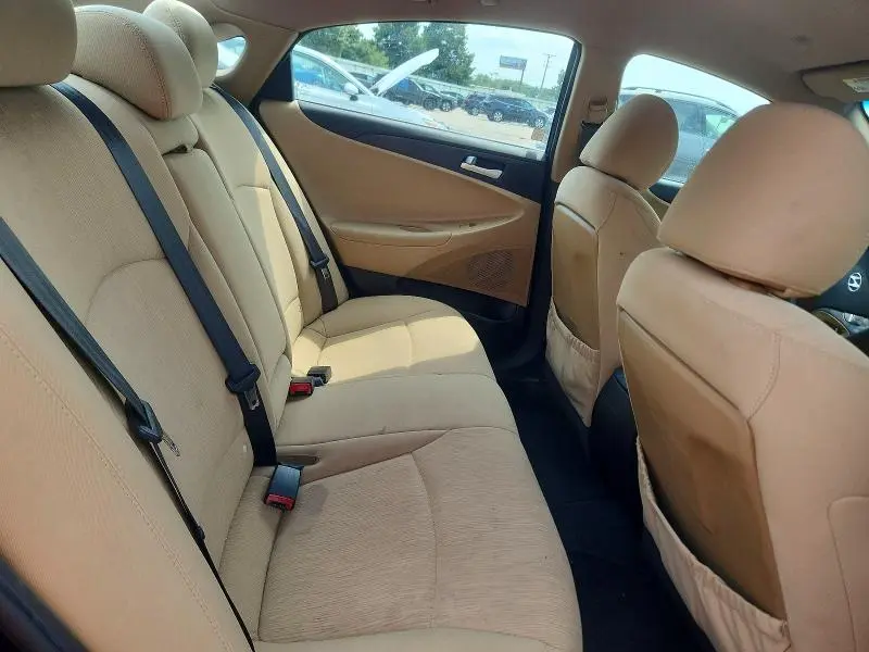 2011 HYUNDAI SONATA GLS  