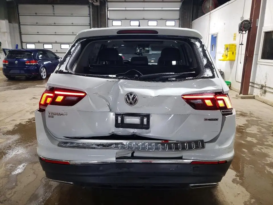 2021 VOLKSWAGEN TIGUAN SE  