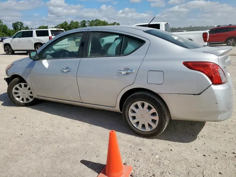 2019 NISSAN VERSA S  