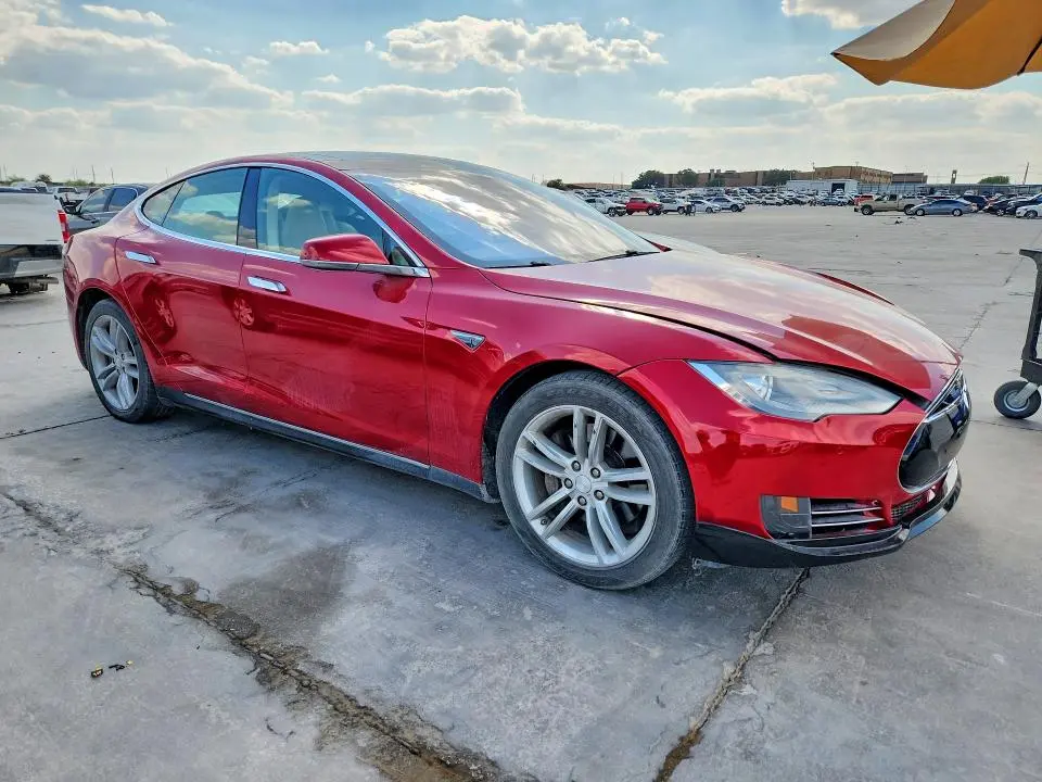 2014 TESLA MODEL S   