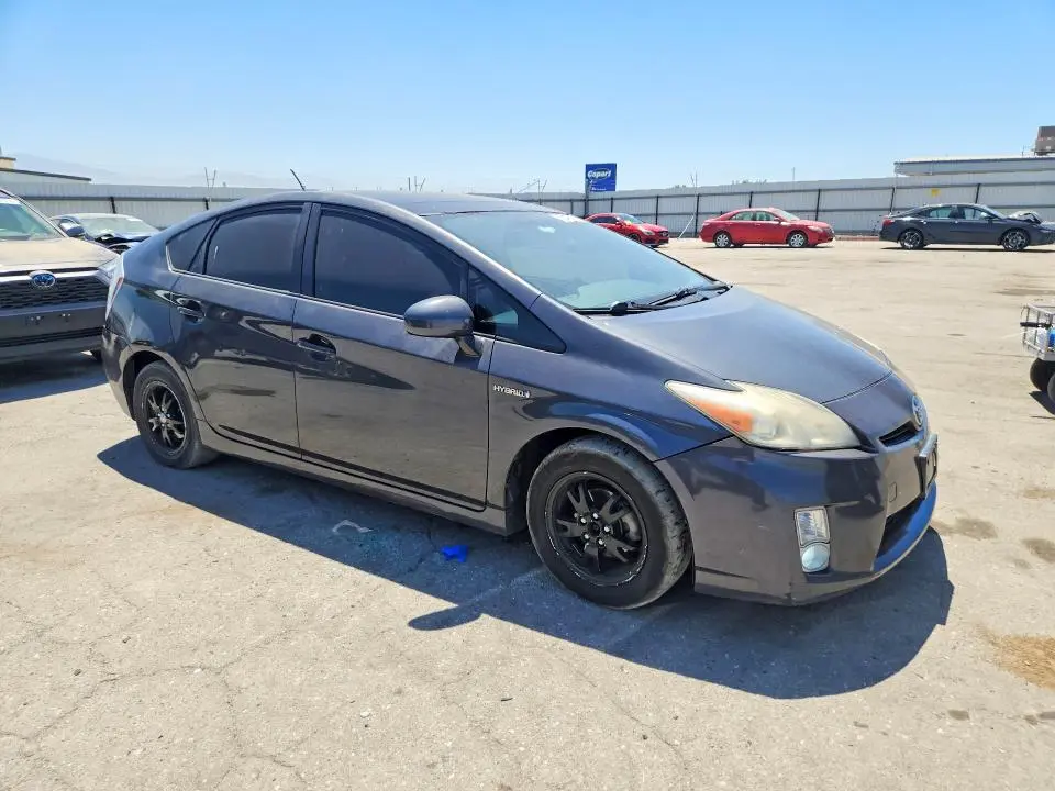 2010 TOYOTA PRIUS IV  