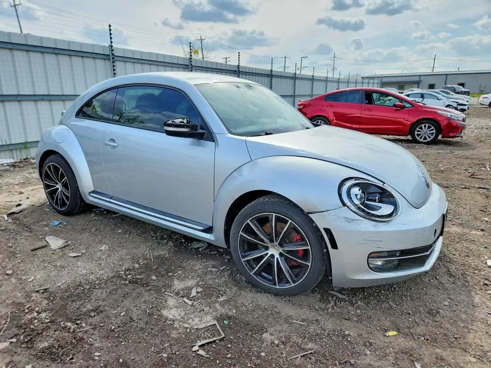 2012 VOLKSWAGEN BEETLE TURBO  