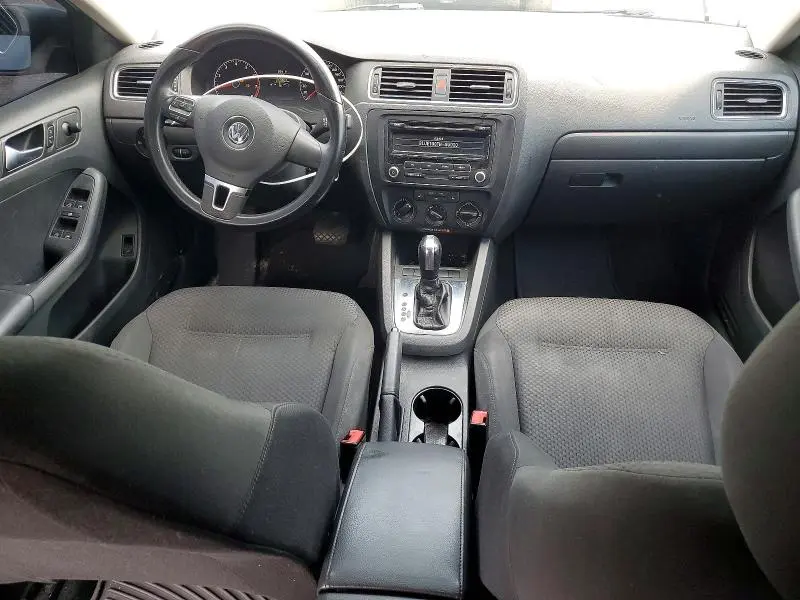 2013 VOLKSWAGEN JETTA BASE  