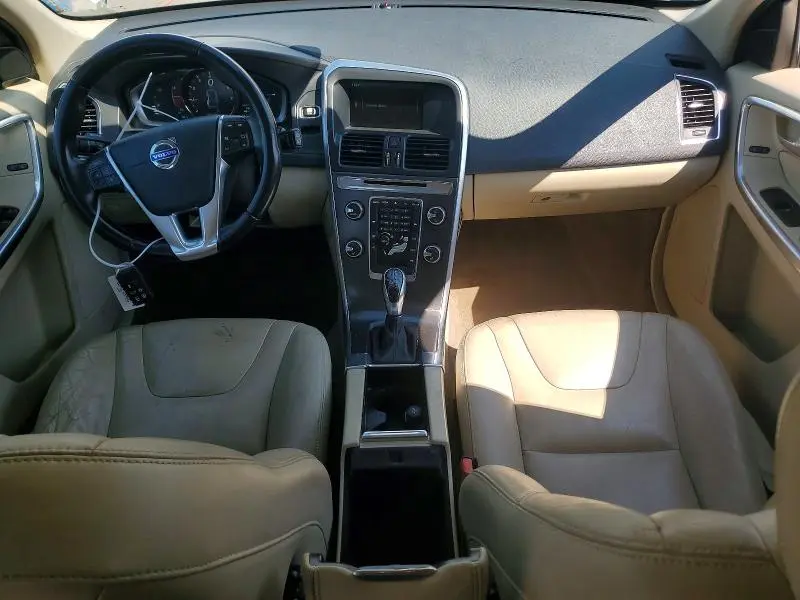 2015 VOLVO XC60 T5 PREMIER  