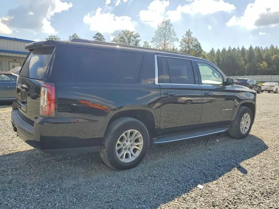 2017 GMC YUKON XL C1500 SLT  