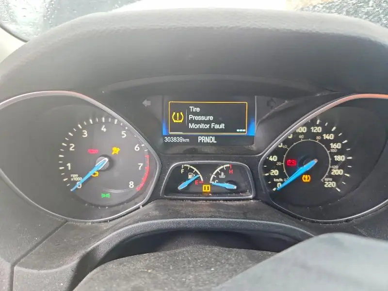 2016 FORD FOCUS SE  
