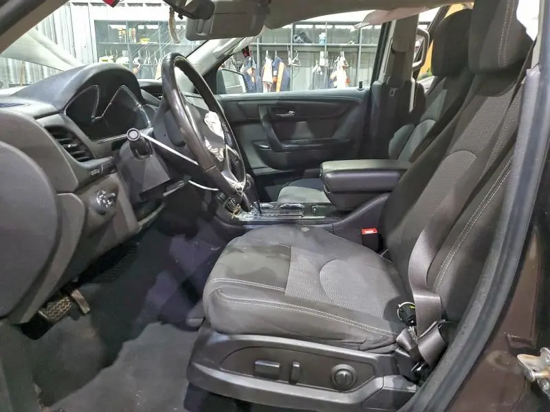 2017 CHEVROLET TRAVERSE LT  