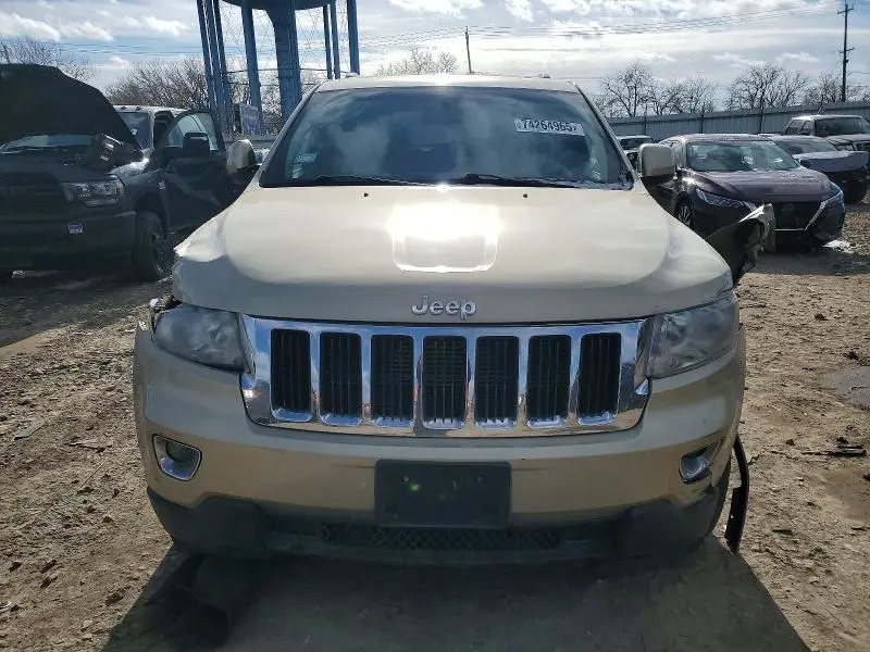 2011 JEEP GRAND CHEROKEE LAREDO  