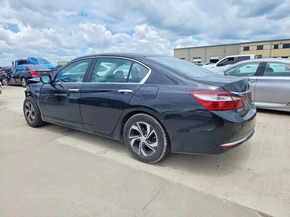 2017 HONDA ACCORD LX  