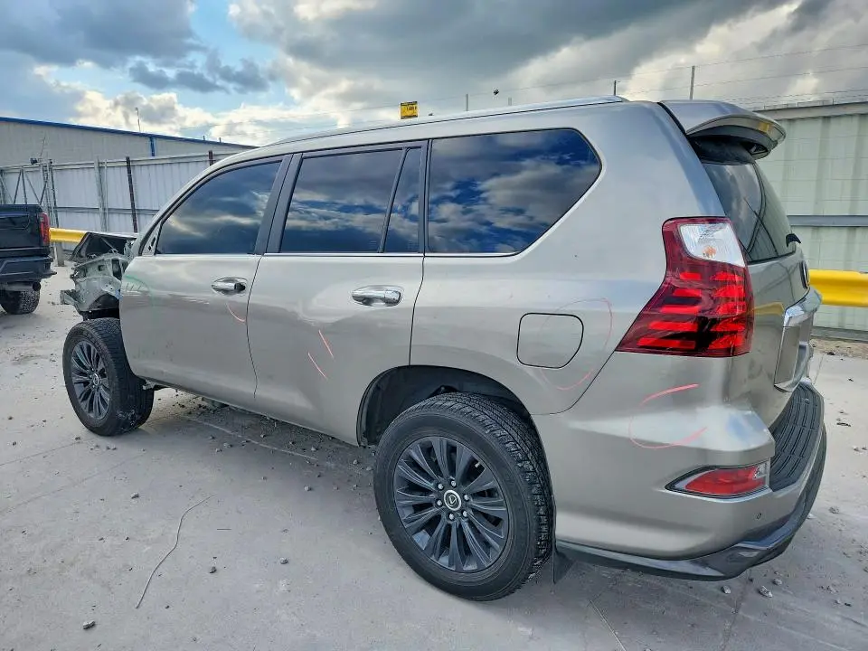 2022 LEXUS GX 460  