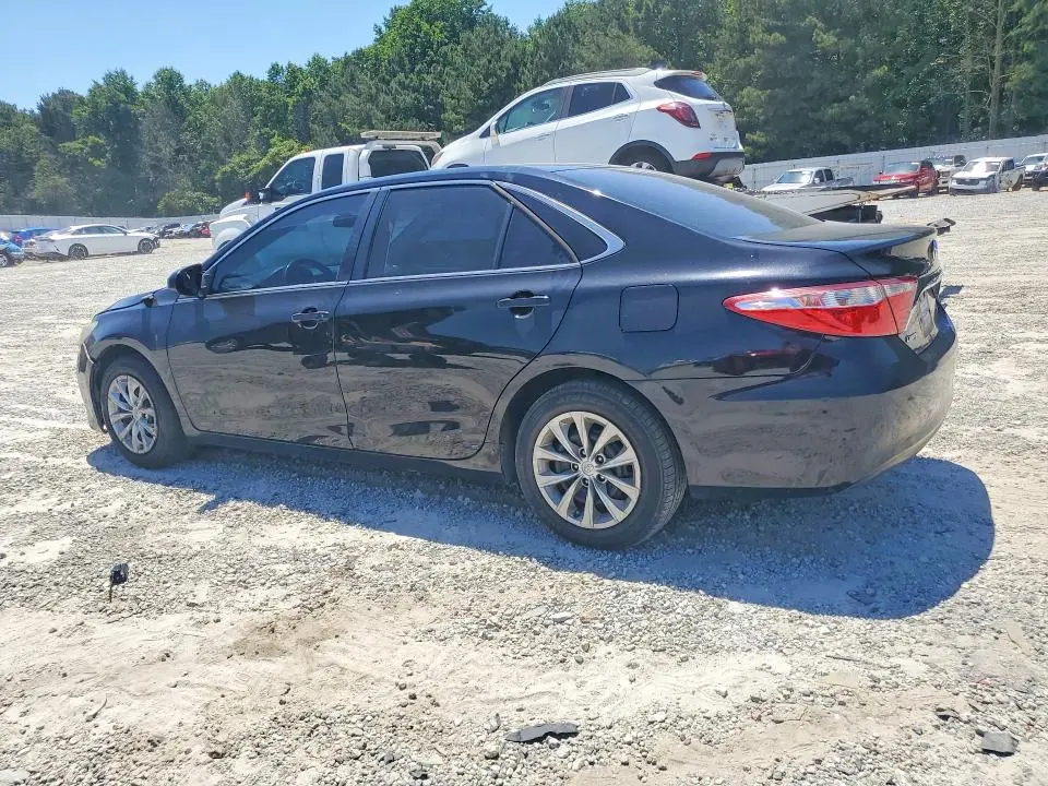 2016 TOYOTA CAMRY LE  