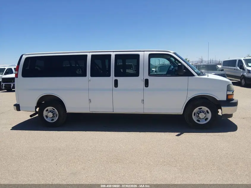 2017 CHEVROLET EXPRESS 3500 LT