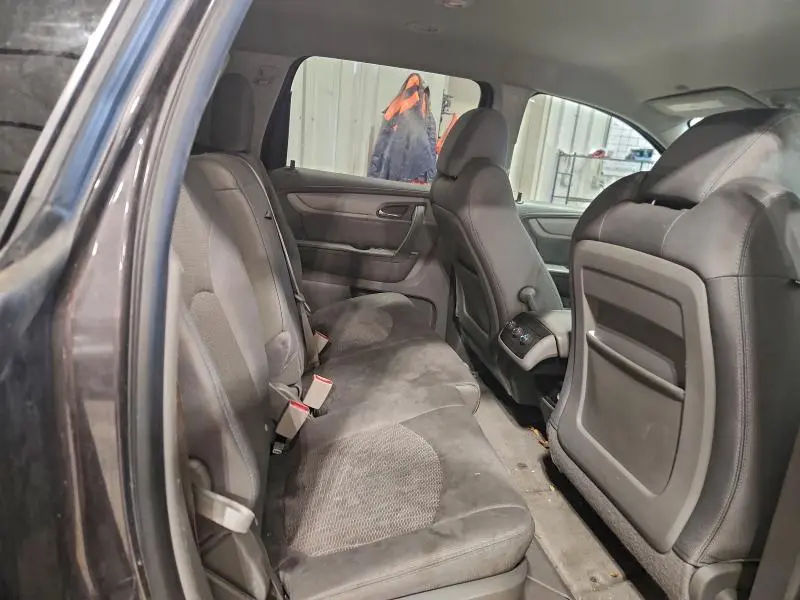 2013 CHEVROLET TRAVERSE LS  