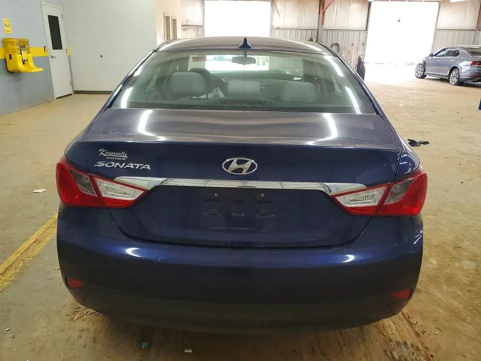 2014 HYUNDAI SONATA GLS  