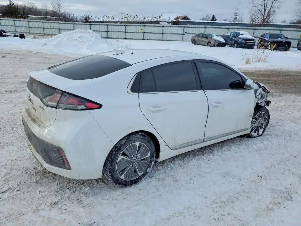 2021 HYUNDAI IONIQ SEL  