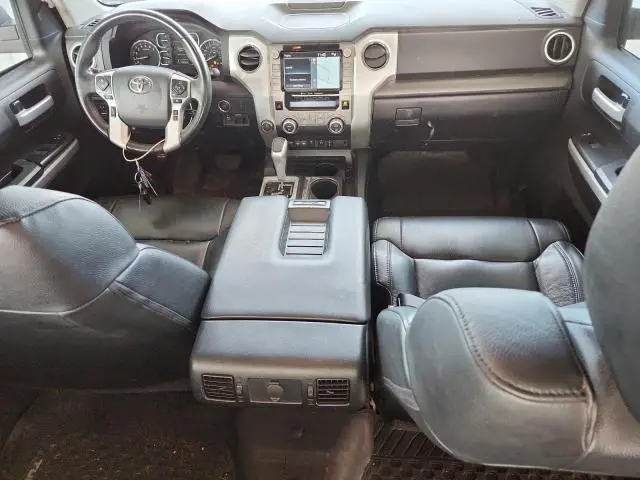 2020 TOYOTA TUNDRA CREWMAX SR5  