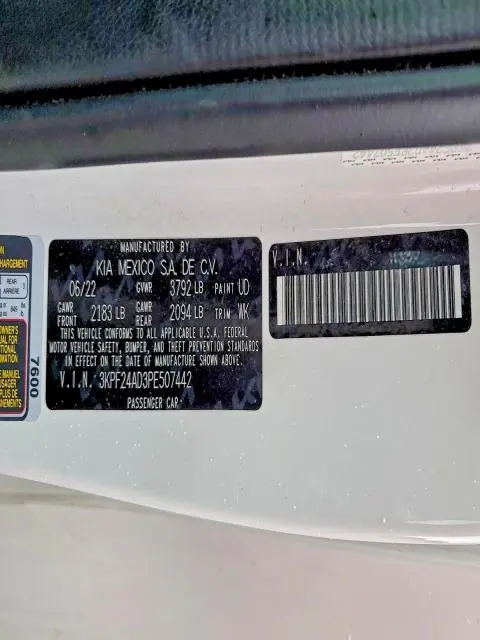 2023 KIA FORTE LX  
