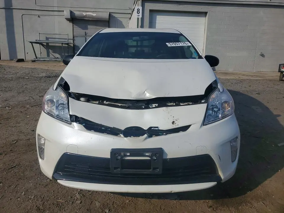 2013 TOYOTA PRIUS THREE  