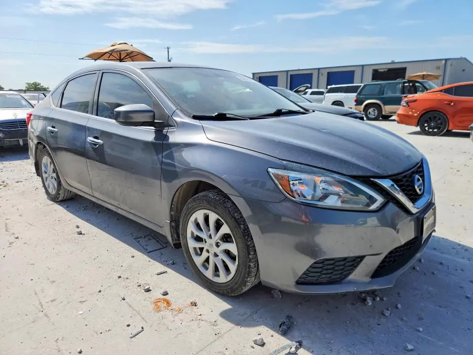 2018 NISSAN SENTRA SV  