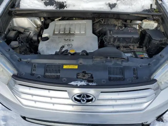 2011 TOYOTA HIGHLANDER BASE  